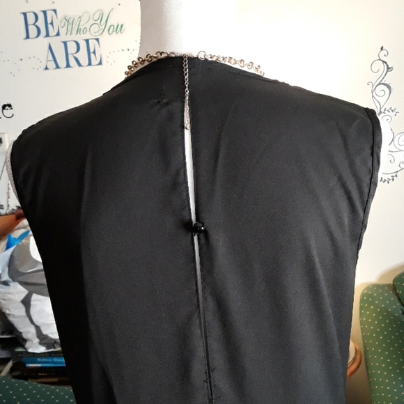 Black and tan mesh pleated womens dress - Picture 5 of 8